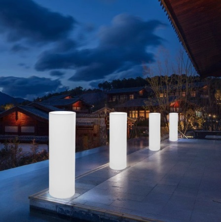 Светильник Цилиндр 30х115 питание от АКБ, RGB Светильник Цилиндр 30х115 питание от АКБ, RGB